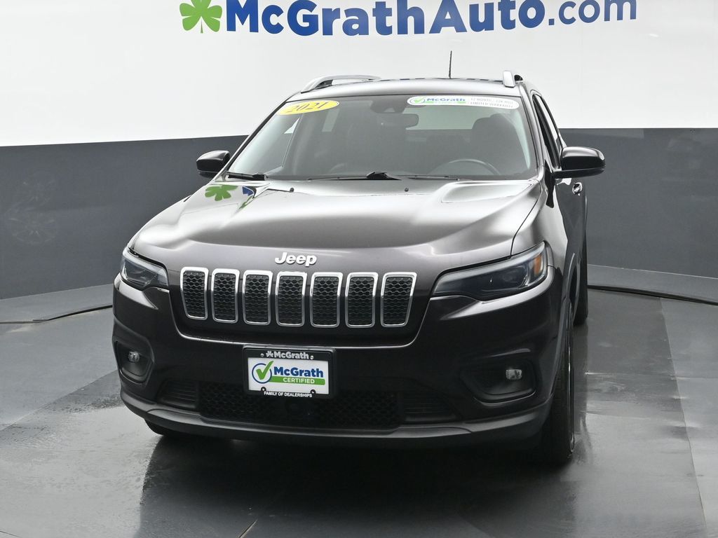2021 Jeep Cherokee Latitude Lux photo 3