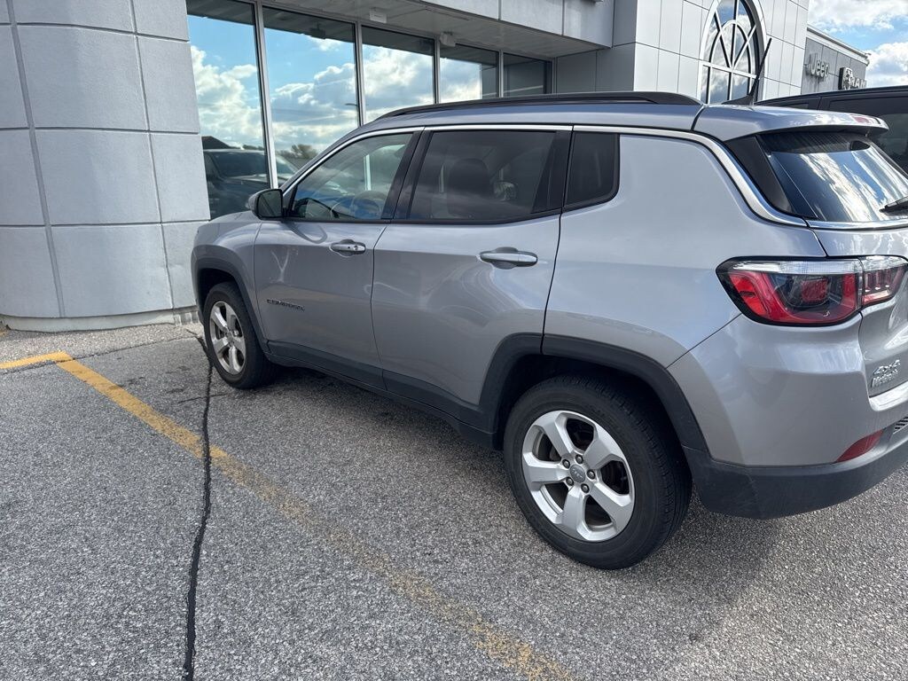 Used 2019 Jeep Compass Latitude SUV