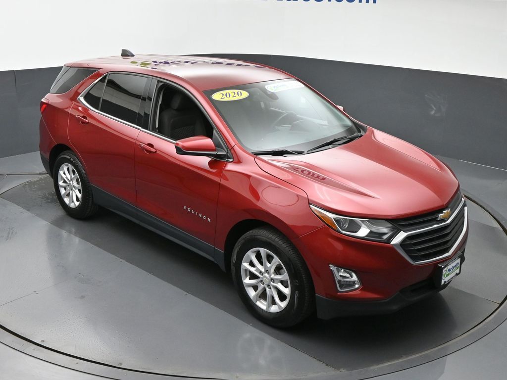 2020 Chevrolet Equinox LT photo 2