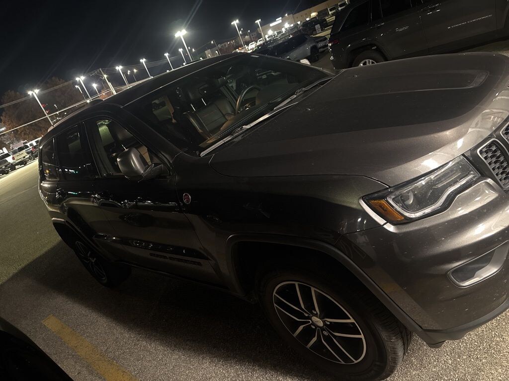 Used 2017 Jeep Grand Cherokee Trailhawk SUV