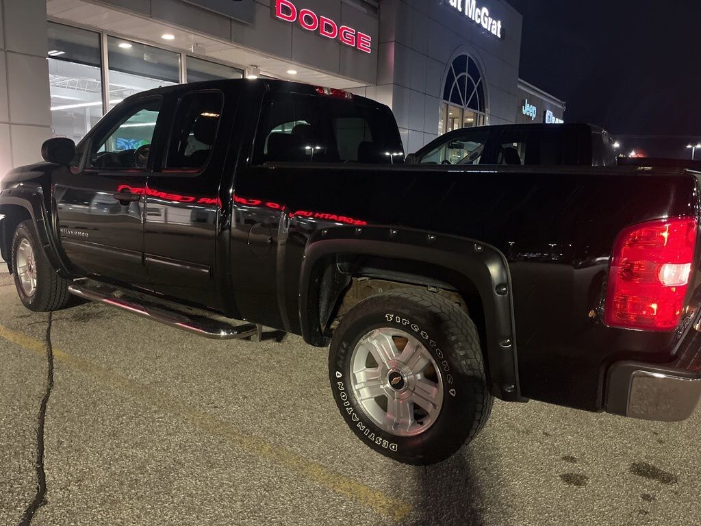 Used 2011 Chevrolet Silverado 1500 LT Truck