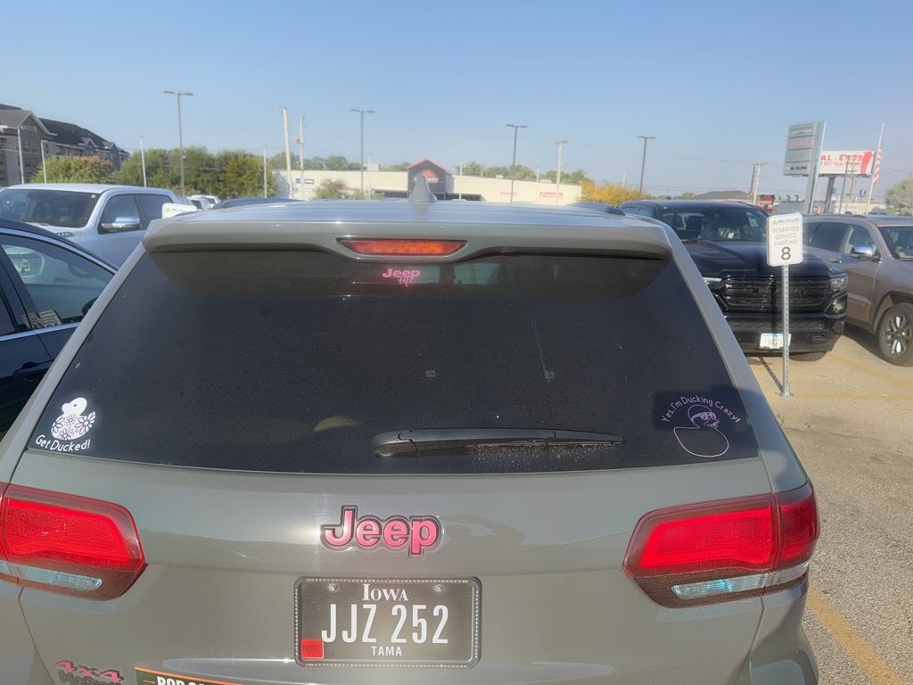 2022 Jeep Cherokee Laredo X photo 4