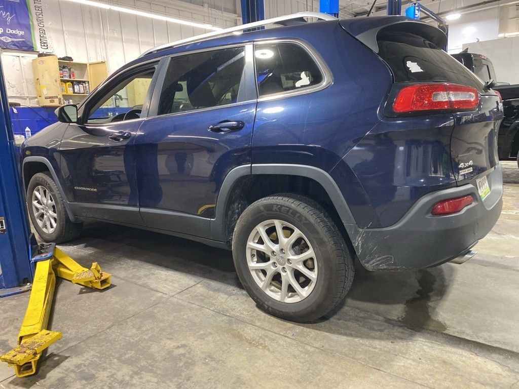 2014 Jeep Cherokee Latitude photo 3