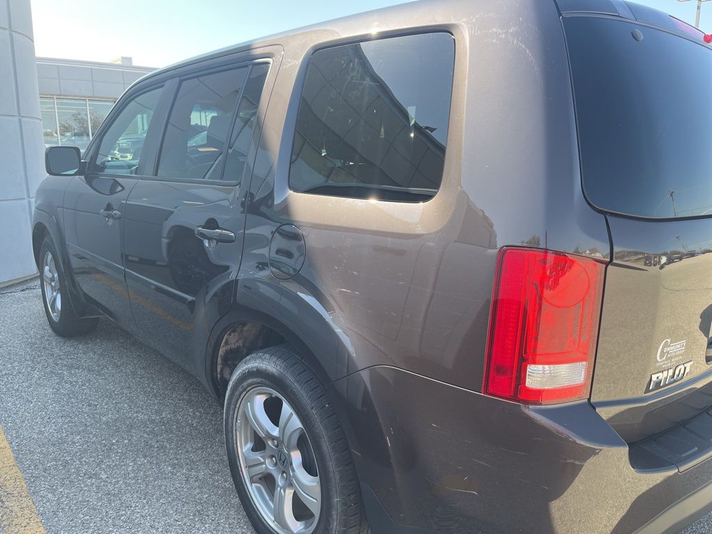 2015 Honda Pilot EX-L photo 3