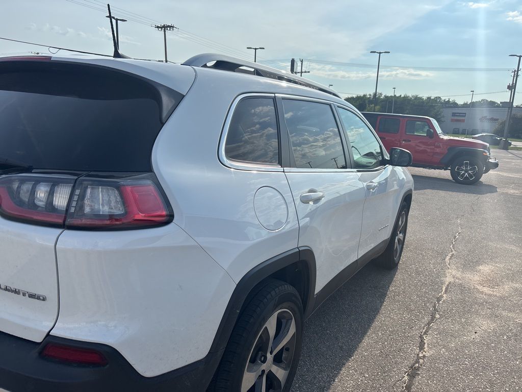2019 Jeep Cherokee Limited photo 3