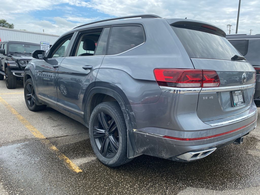 2021 Volkswagen Atlas V6 SE Technology R-Line photo 2