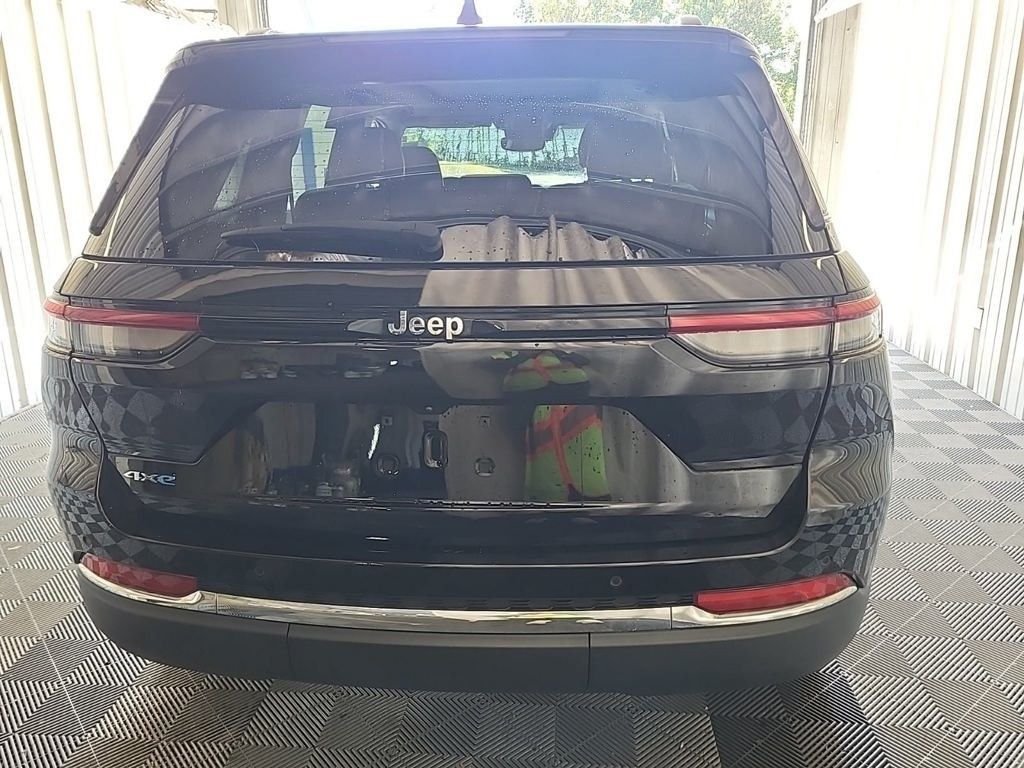2023 Jeep Grand Cherokee 4xe Base photo 3