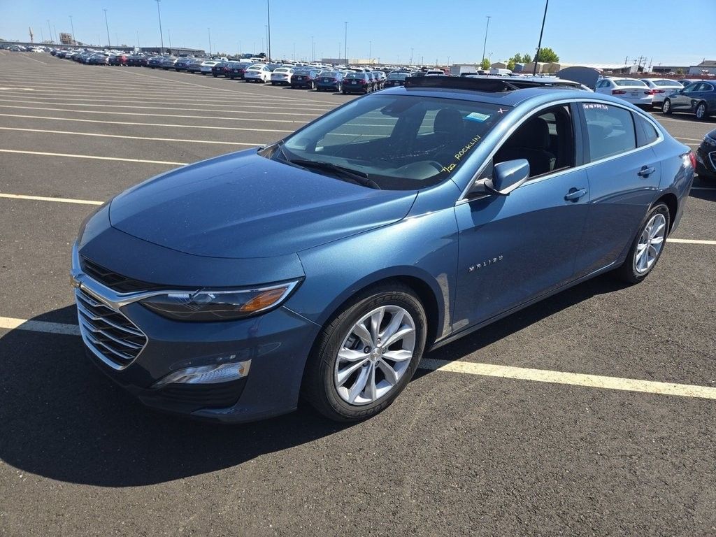 2024 Chevrolet Malibu 1LT photo 4