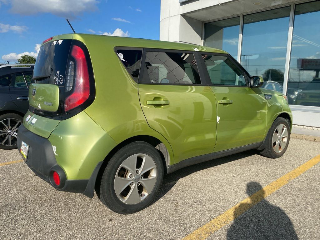 2016 Kia Soul Base photo 2