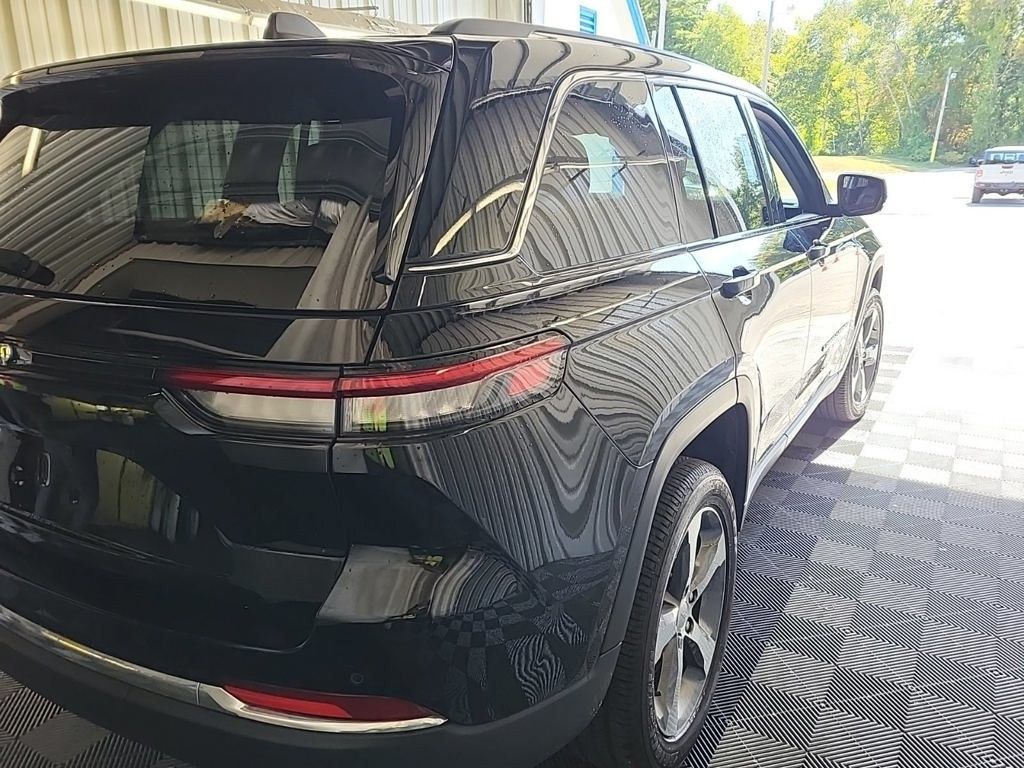 2023 Jeep Grand Cherokee 4xe Base photo 4