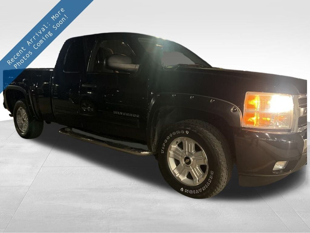 Used 2011 Chevrolet Silverado 1500 LT Truck