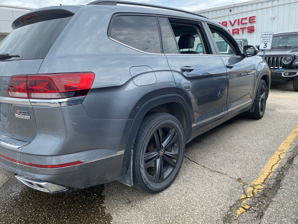 2021 Volkswagen Atlas V6 SE Technology R-Line photo 3