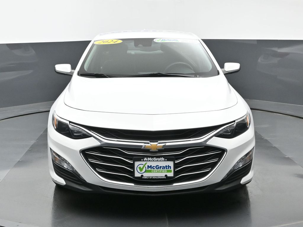 2024 Chevrolet Malibu 1LT photo 3
