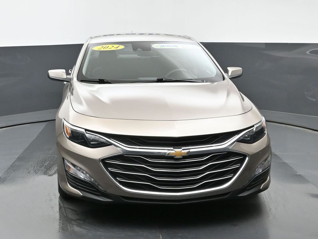 2024 Chevrolet Malibu 1LT photo 3