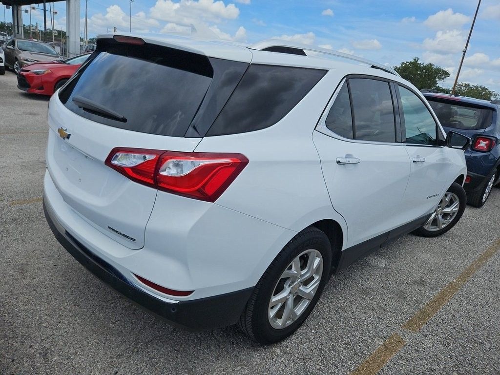 2019 Chevrolet Equinox Premier photo 2
