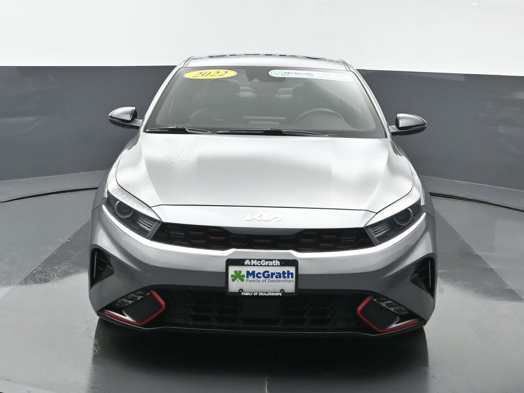 2022 Kia Forte GT-Line photo 3