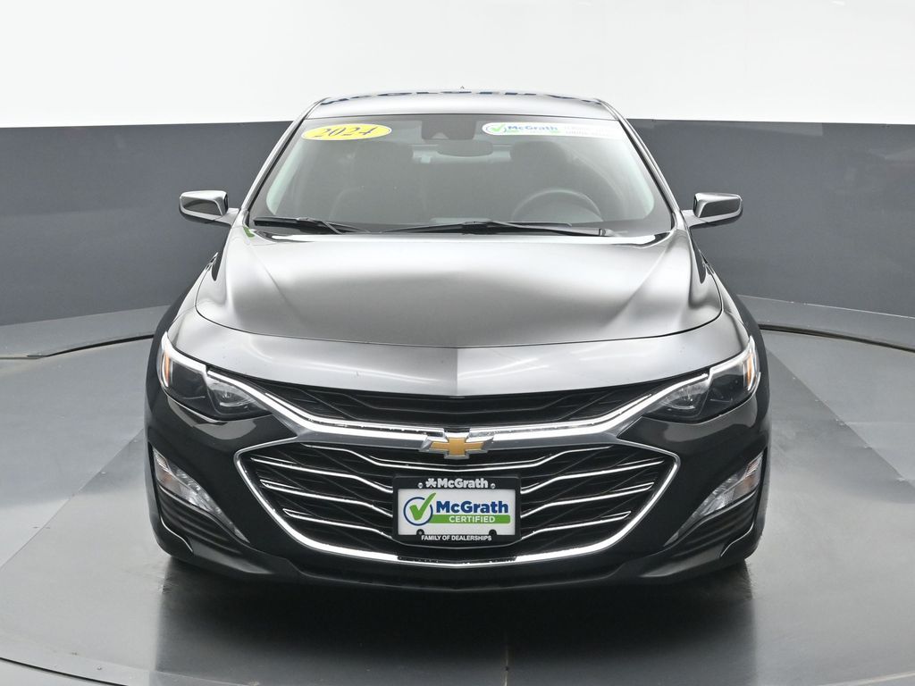 2024 Chevrolet Malibu 1LT photo 3