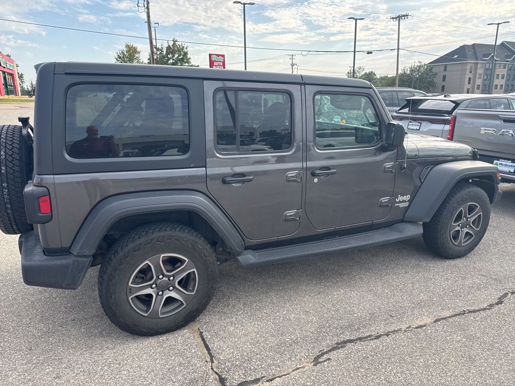 2018 Jeep Wrangler Unlimited Sport S photo 4