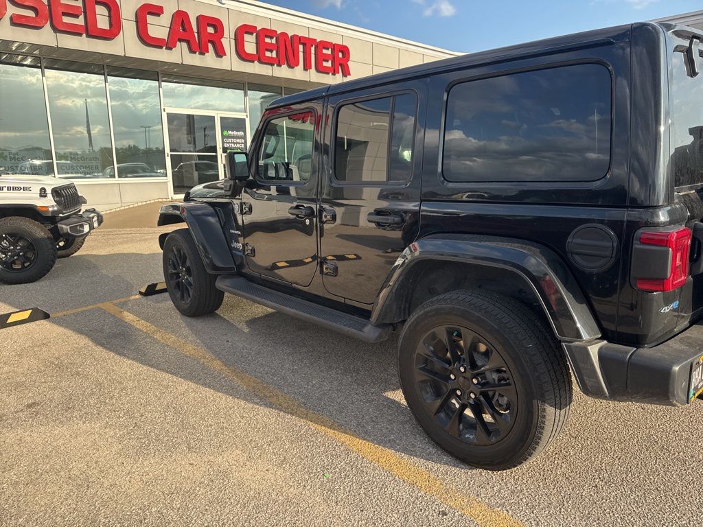 2021 Jeep Wrangler Unlimited Sahara 4xe photo 3