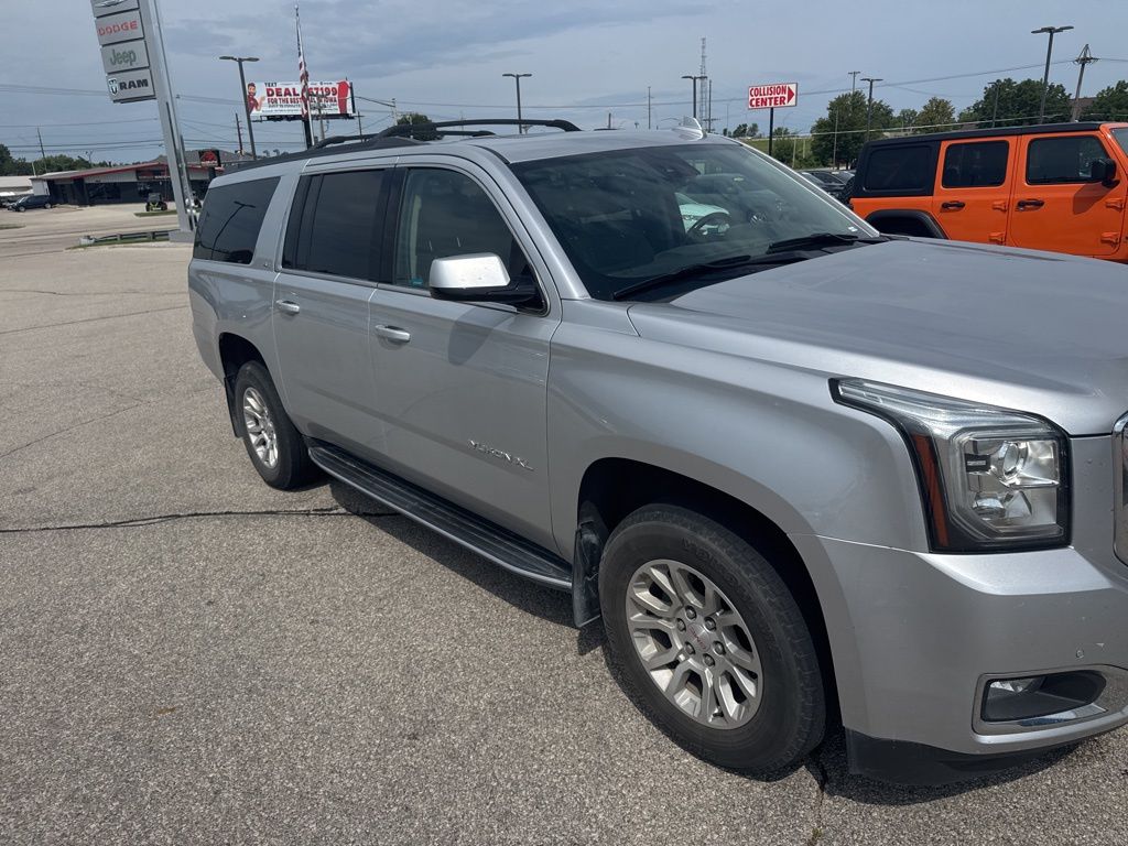 2019 Gmc Yukon XL SLT photo 4