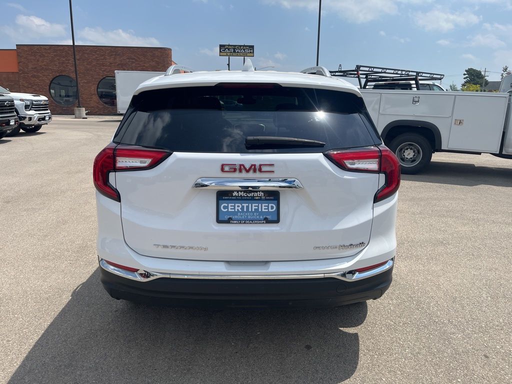 2024 Gmc Terrain SLT photo 2