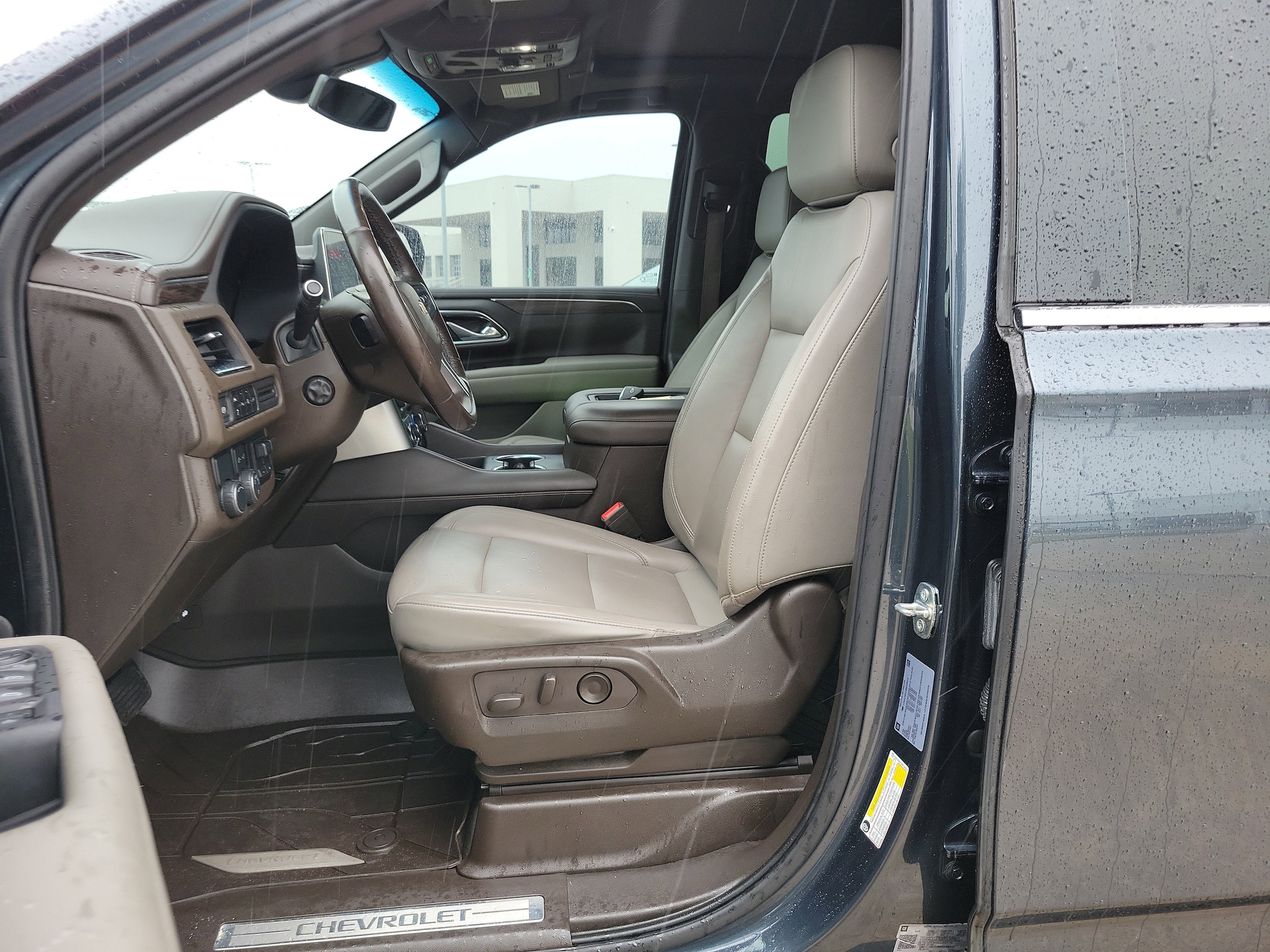 2021 Chevrolet Tahoe LT - Photo 13