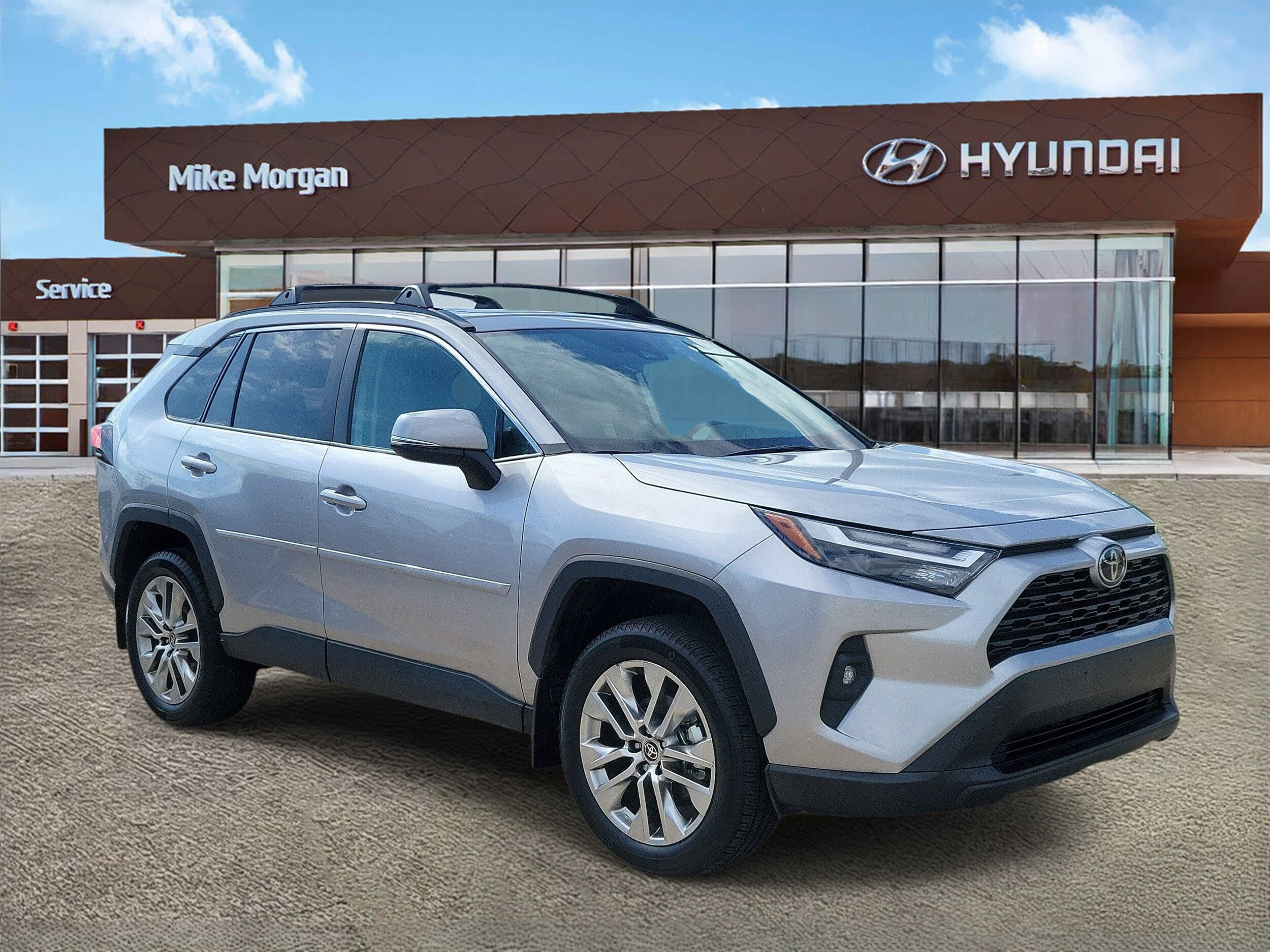 2025 Toyota RAV4 XLE Premium