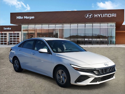 2024 Hyundai Elantra SE Sedan