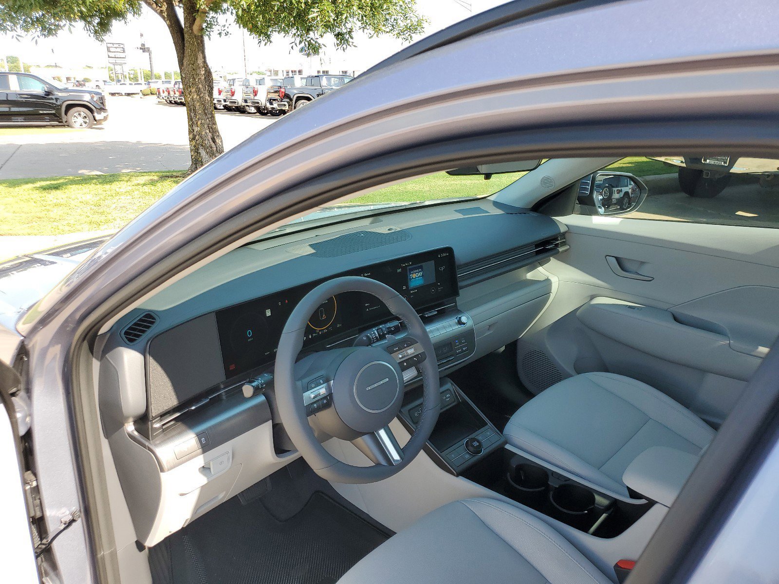 2024 Hyundai Kona EV SEL - Photo 14