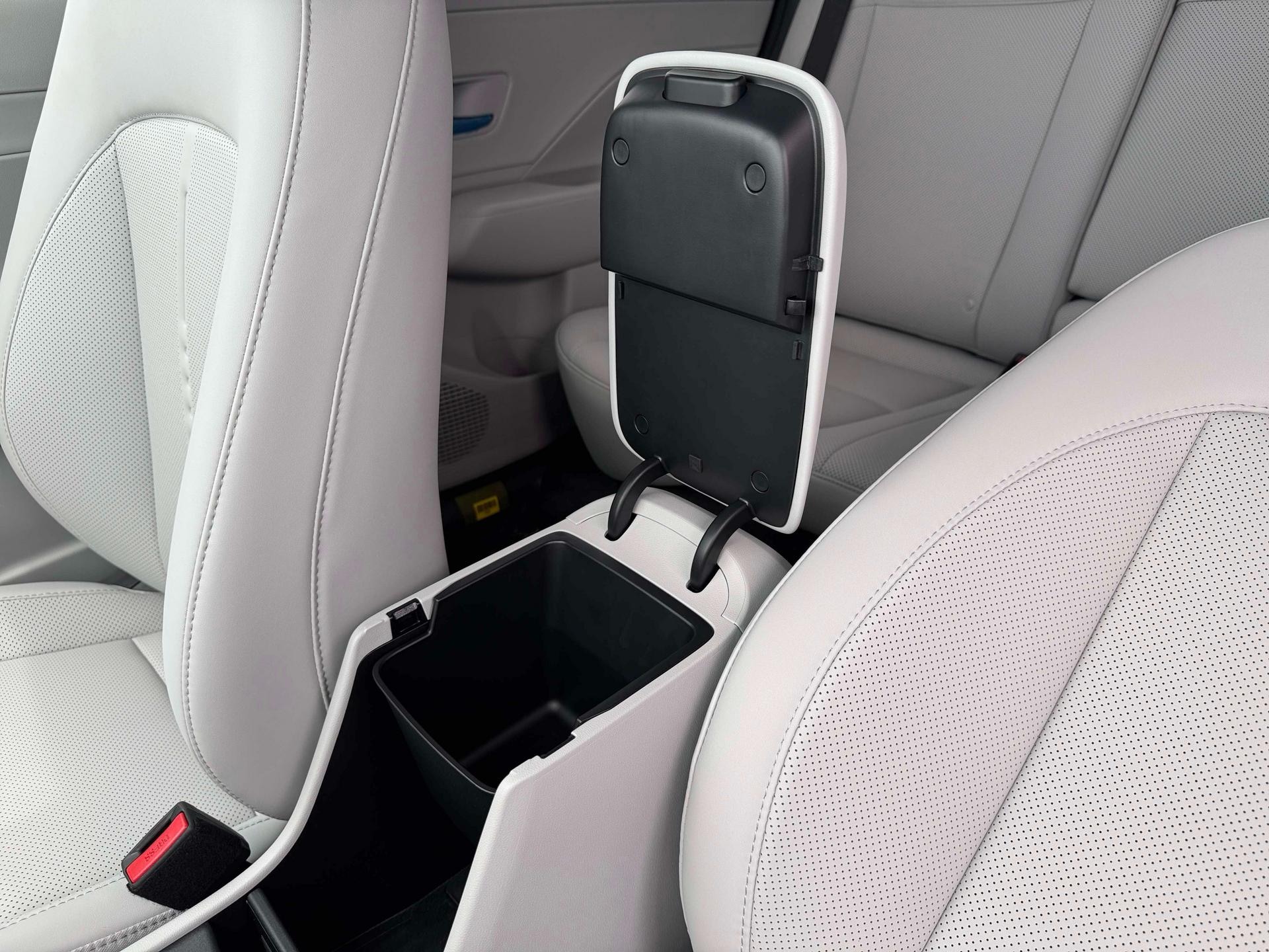 2026 Hyundai Kona Limited - Photo 19