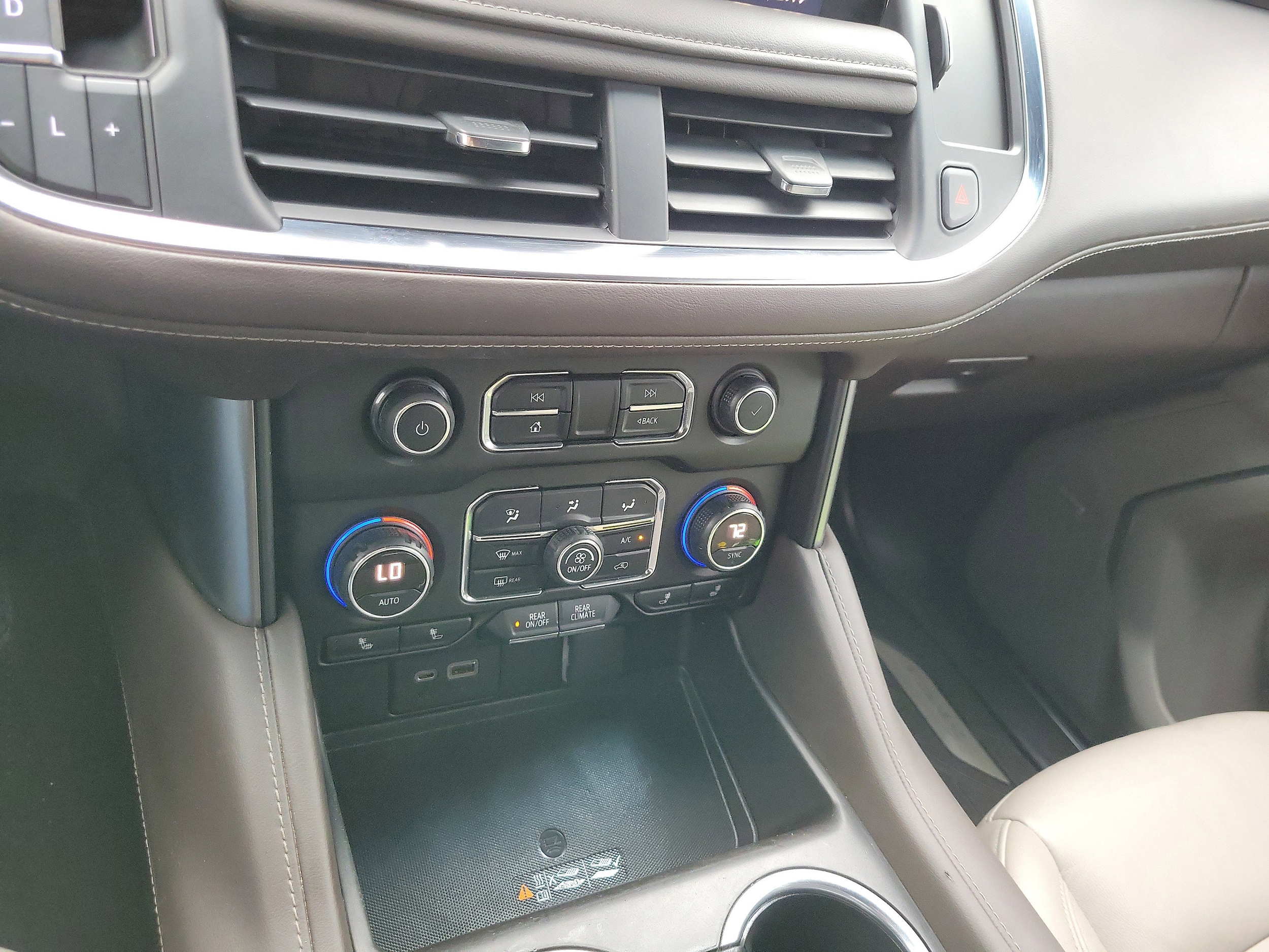 2021 Chevrolet Tahoe LT - Photo 18