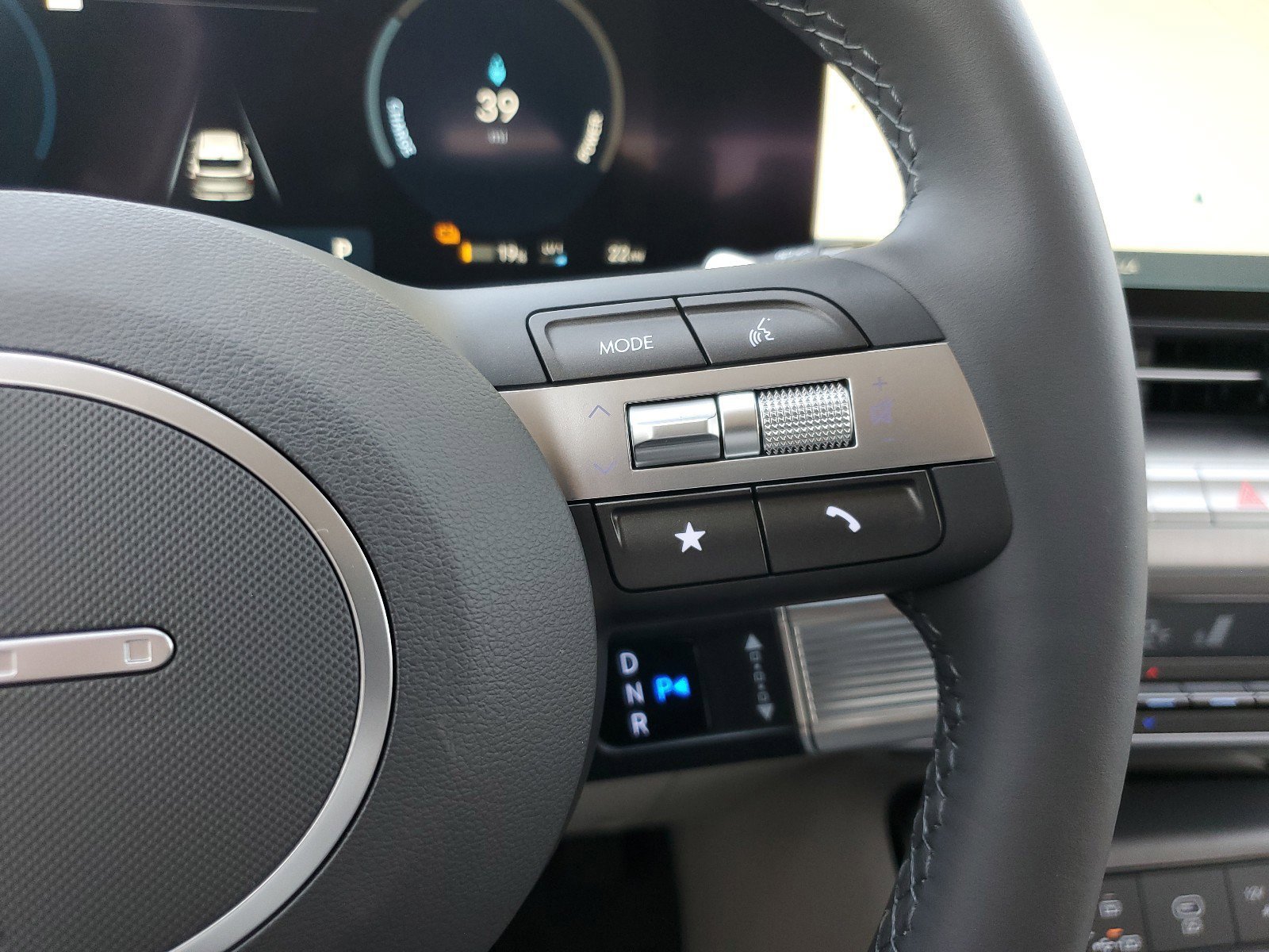 2024 Hyundai Kona EV SEL - Photo 20
