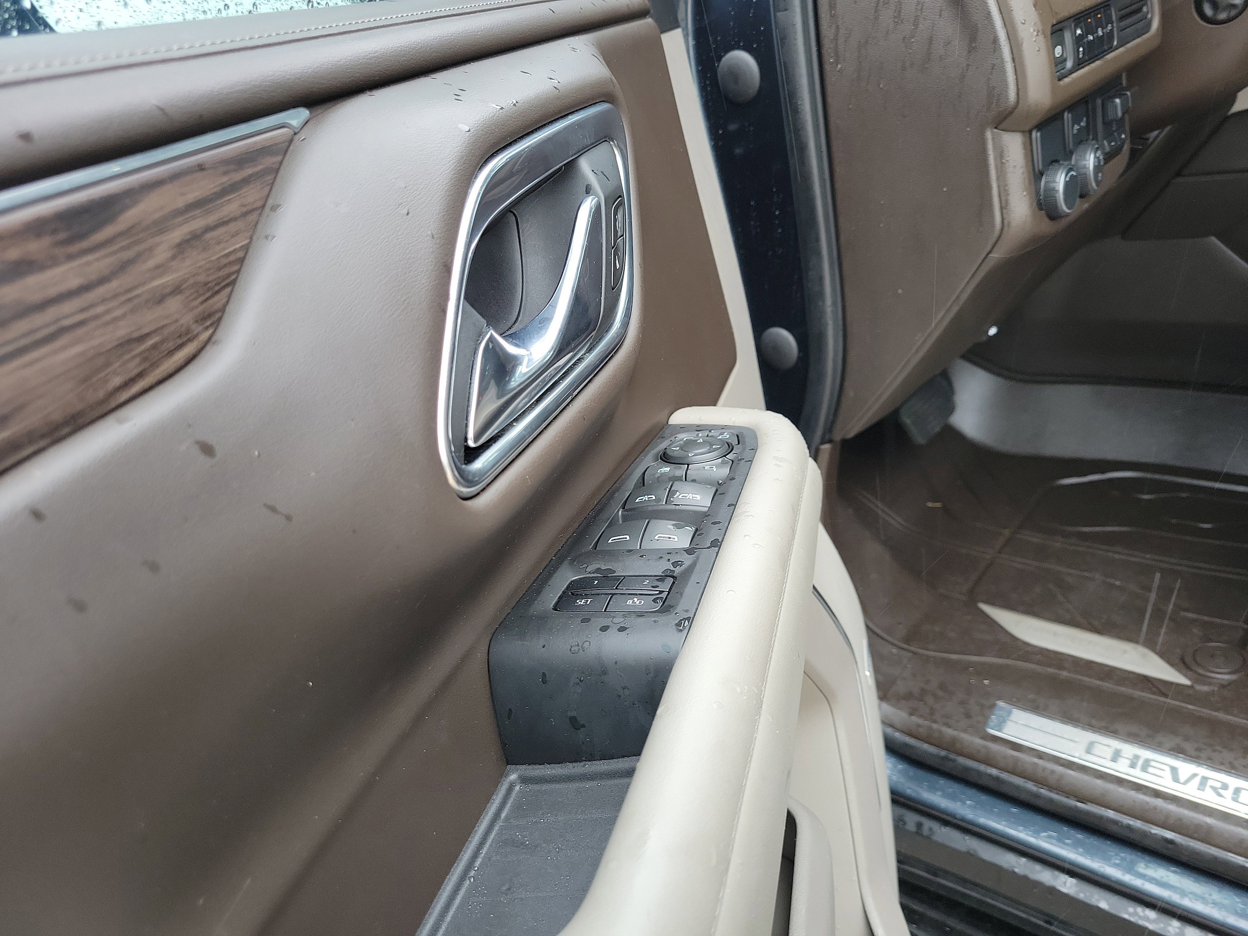 2021 Chevrolet Tahoe LT - Photo 14