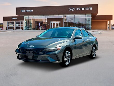 2025 Hyundai Elantra Limited Sedan