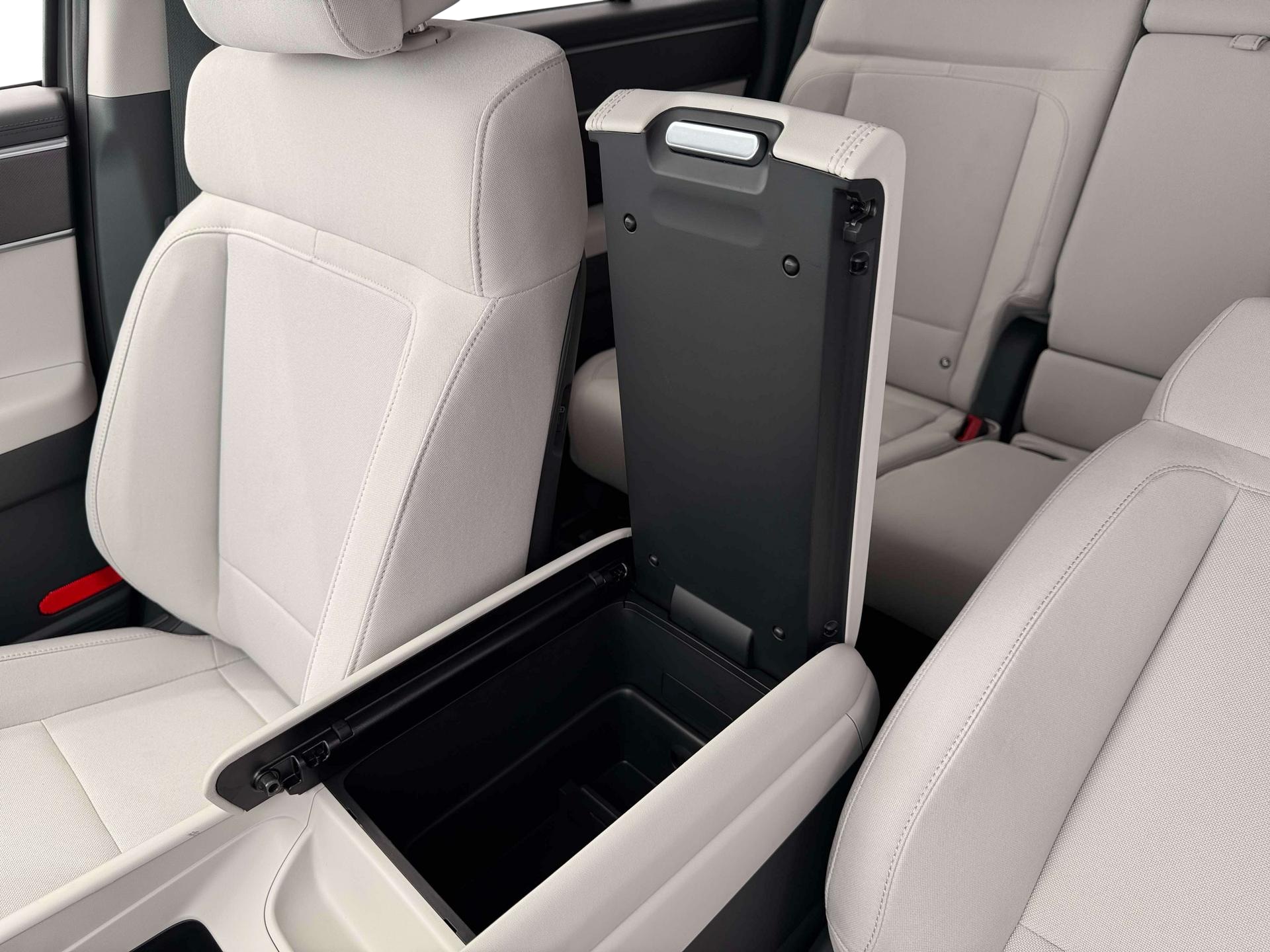 2026 Hyundai Santa Fe SE - Photo 19