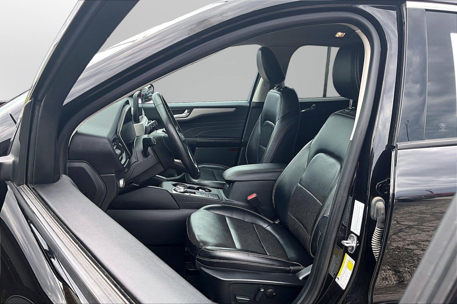 2021 Ford Escape SEL - Photo 16
