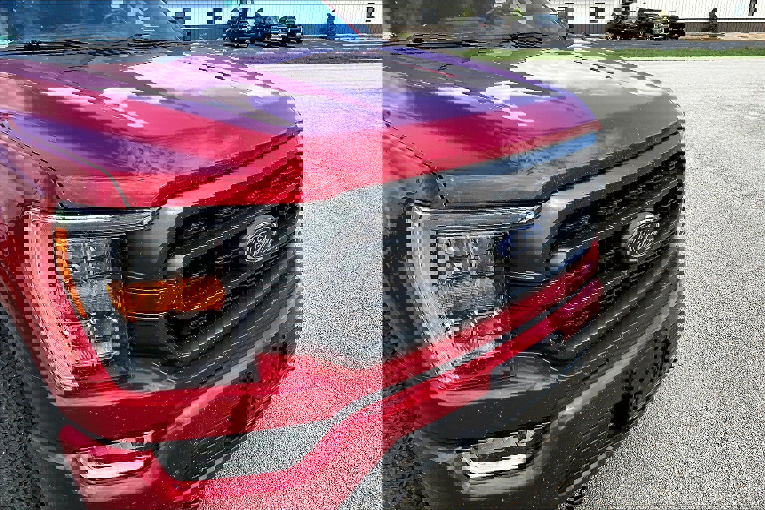 2022 Ford F-150 XLT photo 3