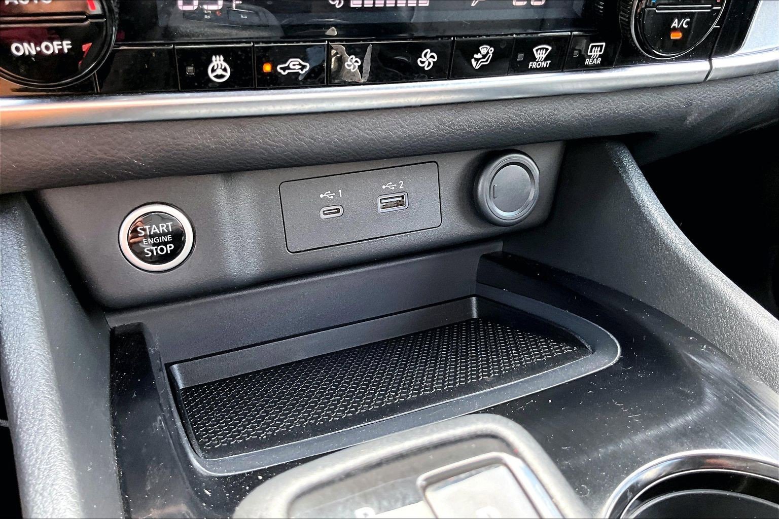 2021 Nissan Rogue SV - Photo 33