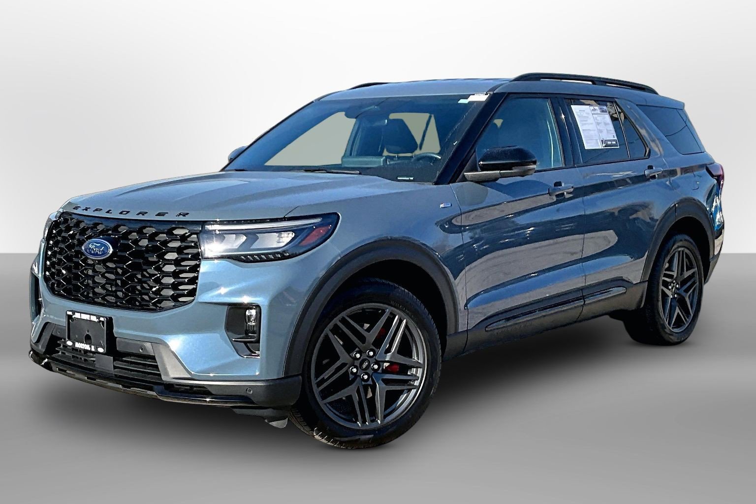 2025 Ford Explorer ST-LINE - Photo 13