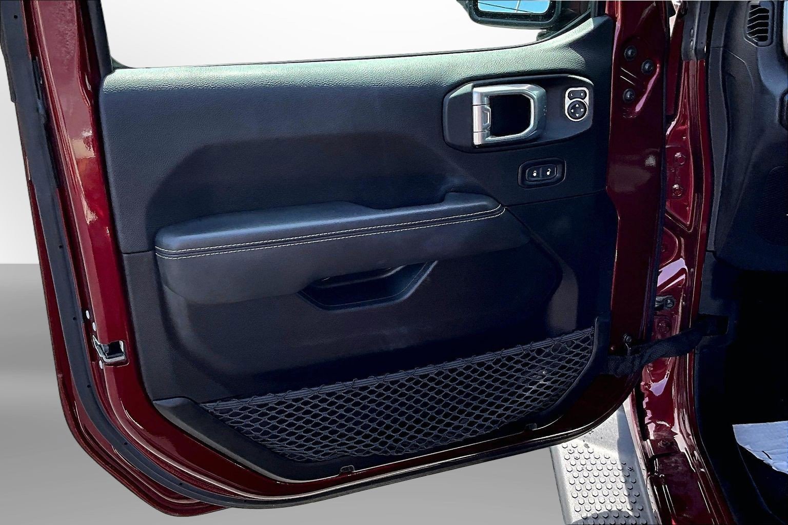 2021 Jeep Wrangler Unlimited Sahara - Photo 25