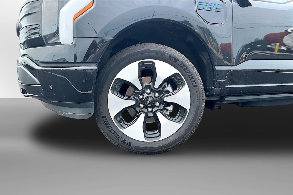 Certified 2025 Ford F-150 Lightning Platinum Truck SuperCrew Cab