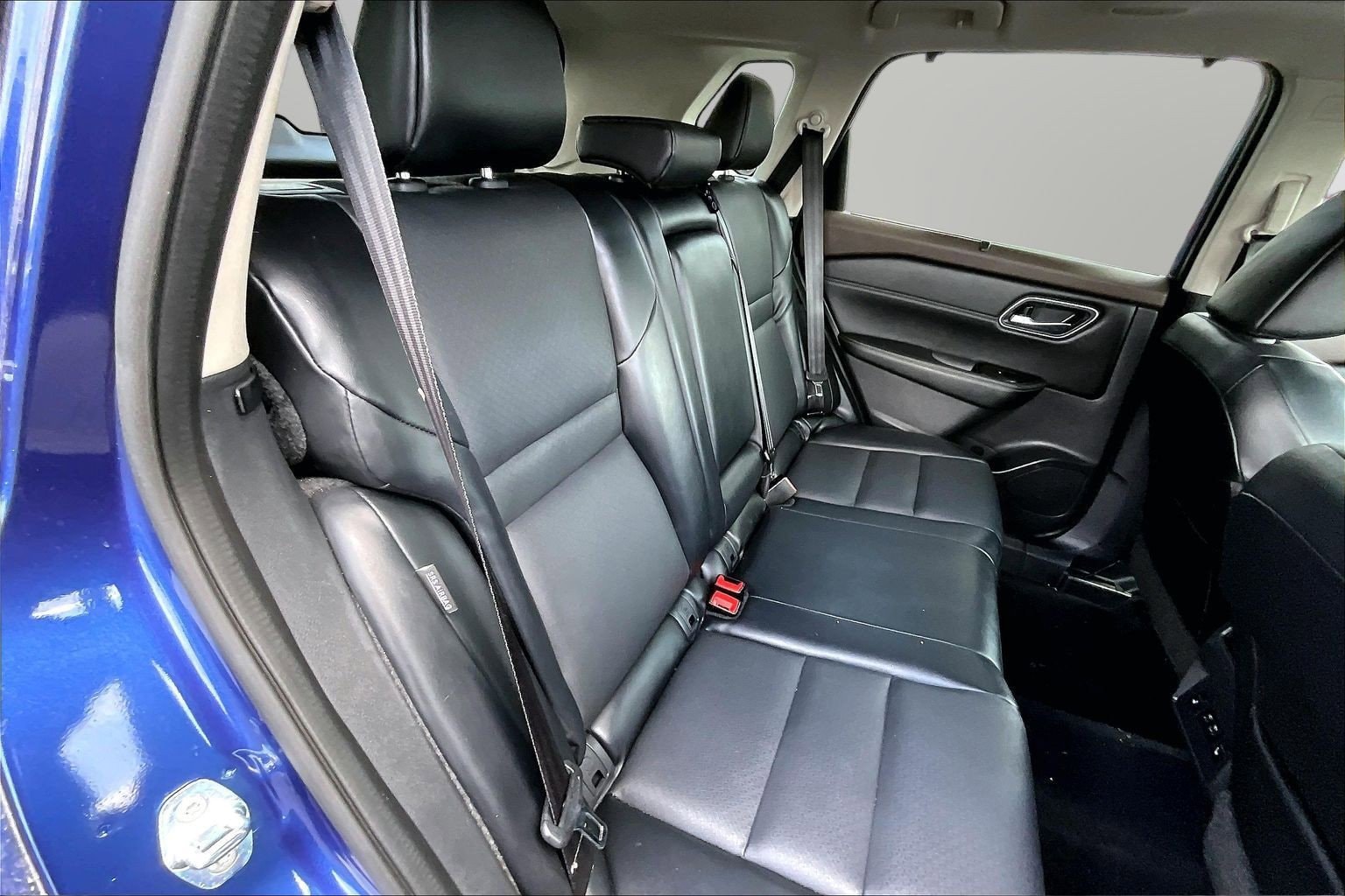 2021 Nissan Rogue SV - Photo 17