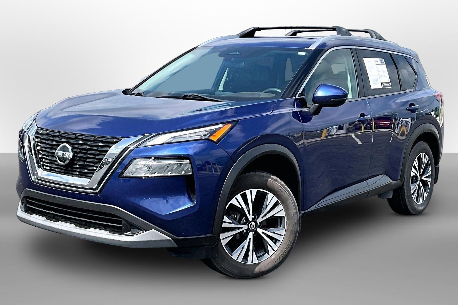 2021 Nissan Rogue SV - Photo 13