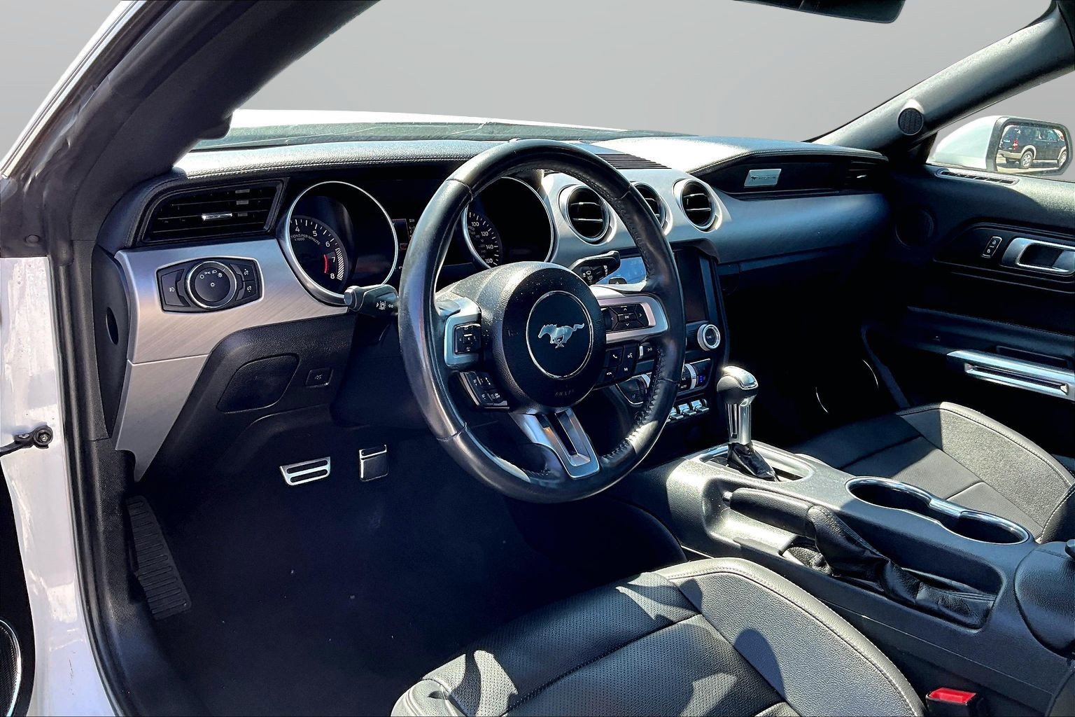 2021 Ford Mustang EcoBoost Premium - Photo 19