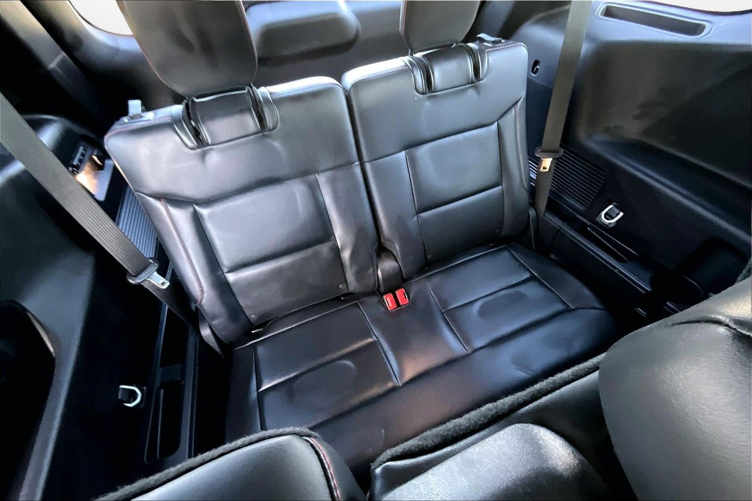 2025 Ford Explorer ST-LINE - Photo 19