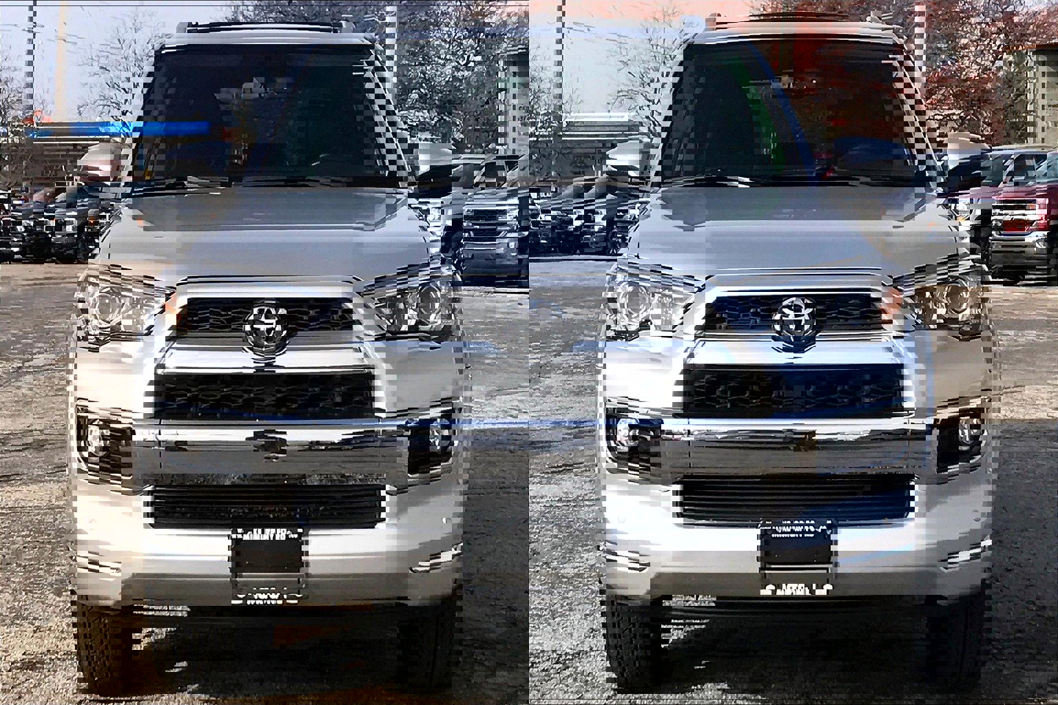 2015 Toyota 4Runner Limited photo 2