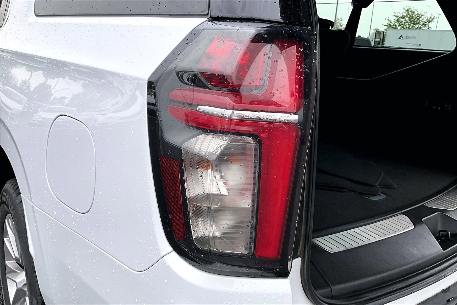 2023 Chevrolet Suburban Premier - Photo 29