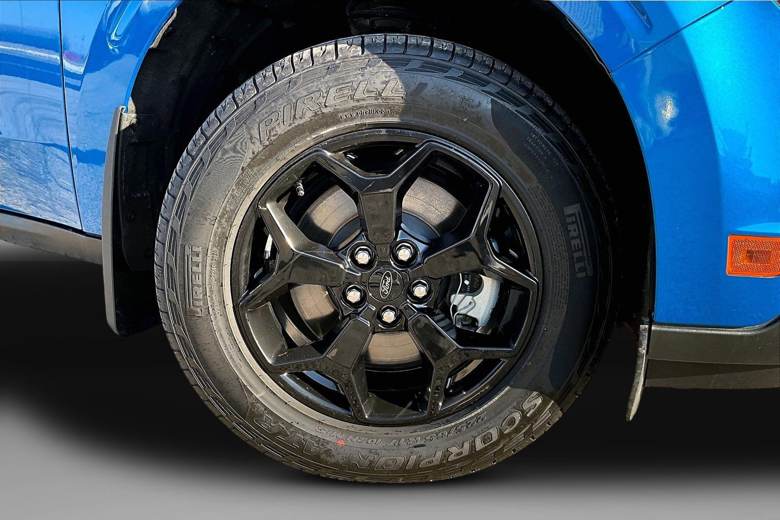 2025 Ford Maverick XLT - Photo 9