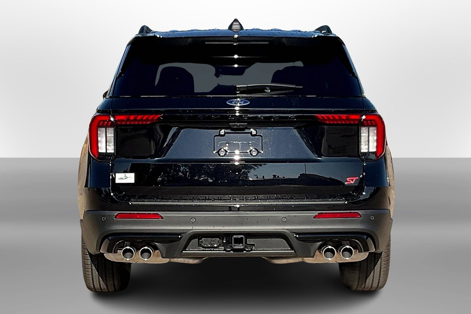 2025 Ford Explorer ST photo 3