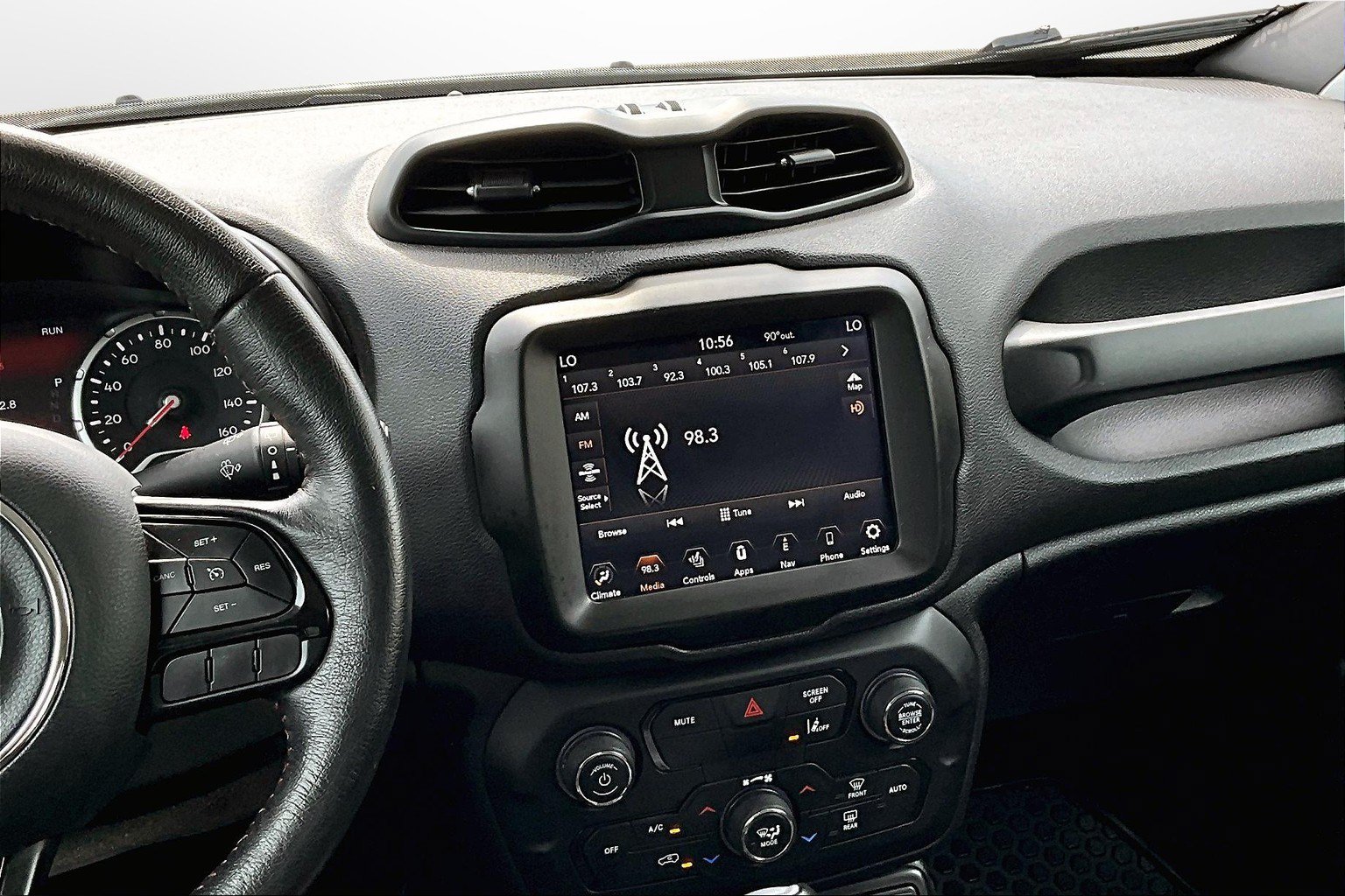 2022 Jeep Renegade Trailhawk - Photo 6